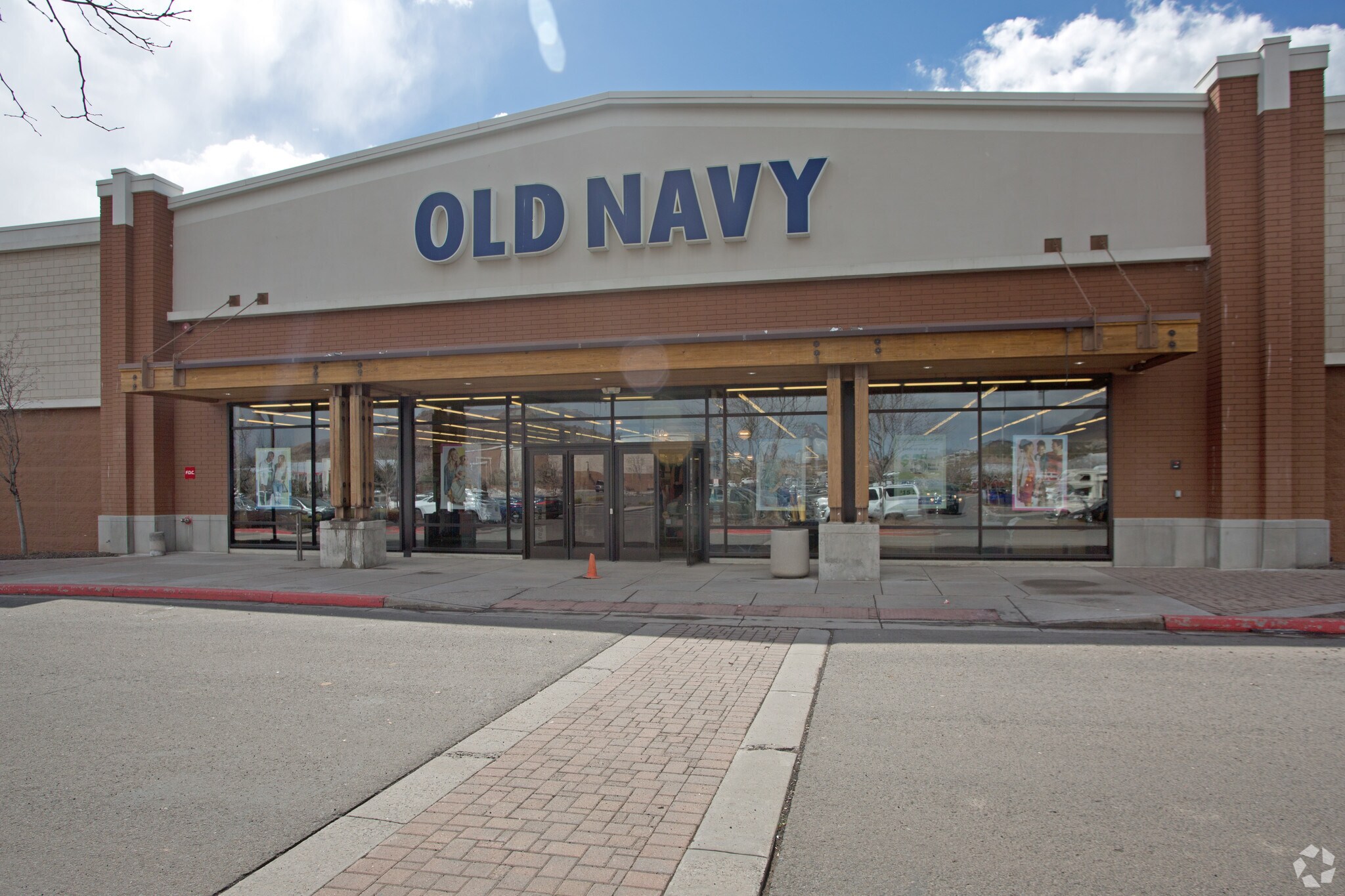 5005 E Marketplace Dr, Flagstaff, AZ 86004 The