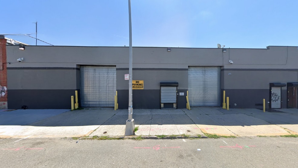 4315 38th St, Long Island City, NY for lease - Primary Photo - Image 1 of 4