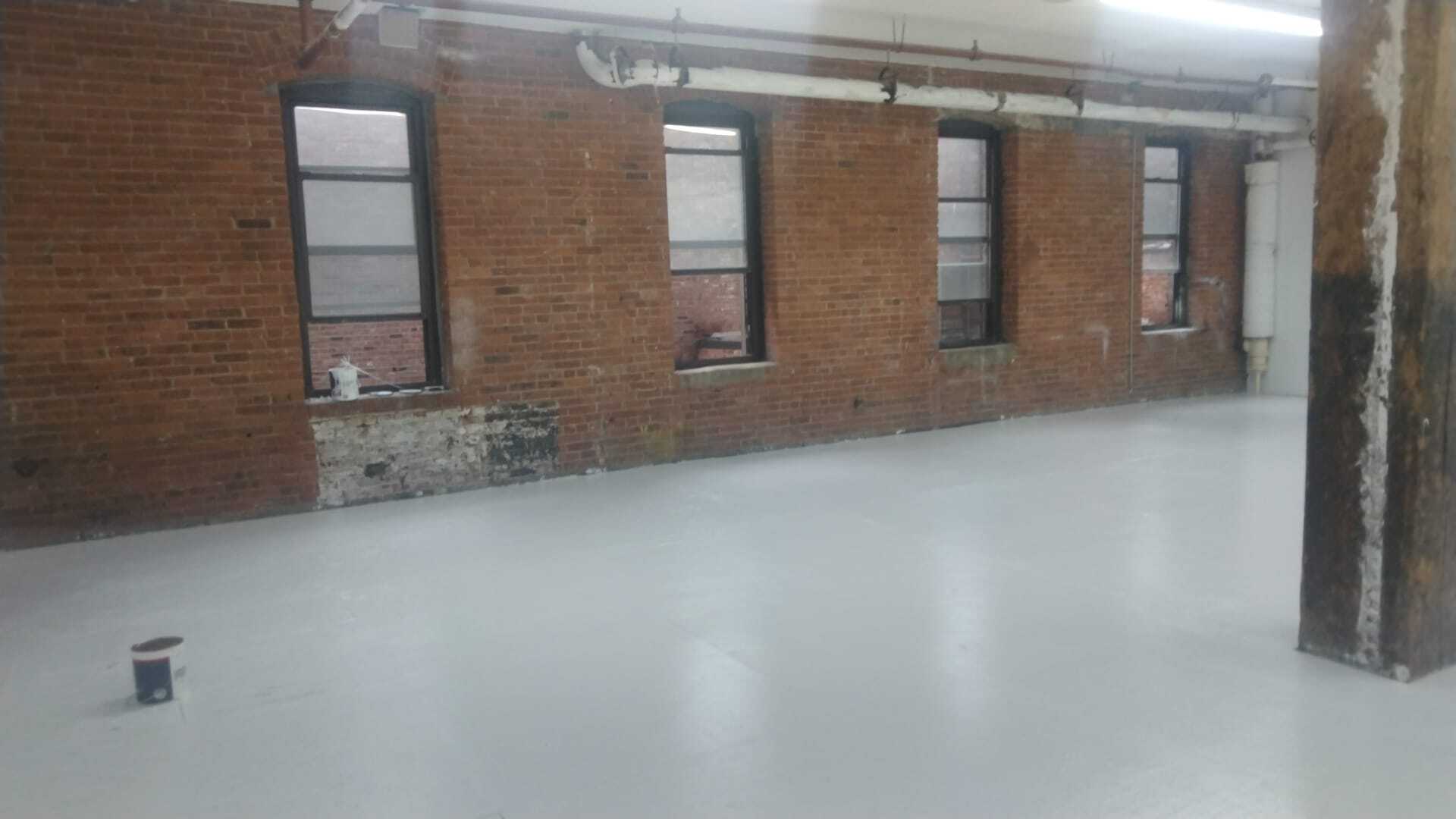 37 Greenpoint Ave, Brooklyn, NY for lease Interior Photo- Image 1 of 2