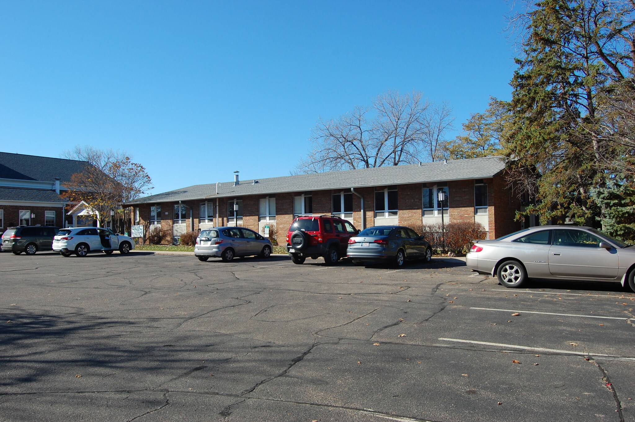 471 3rd St, Excelsior, MN for sale Primary Photo- Image 1 of 1