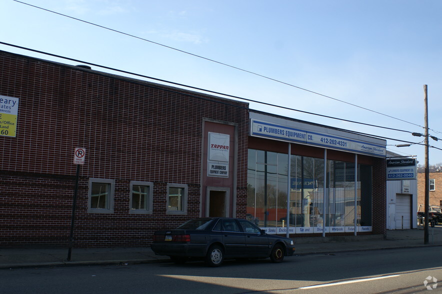 938 4th Ave, Coraopolis, PA for lease - Building Photo - Image 3 of 6