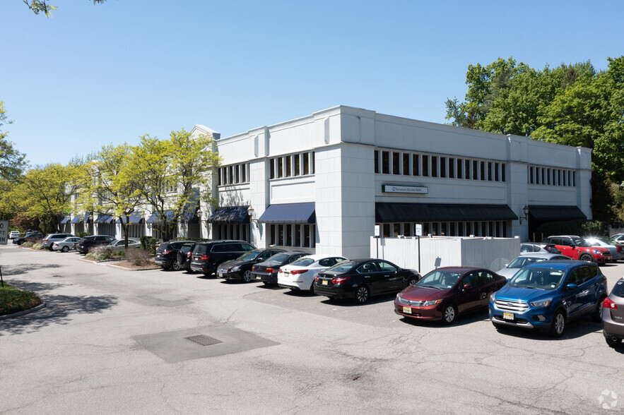 275 Forest Ave, Paramus, NJ for lease - Building Photo - Image 3 of 6