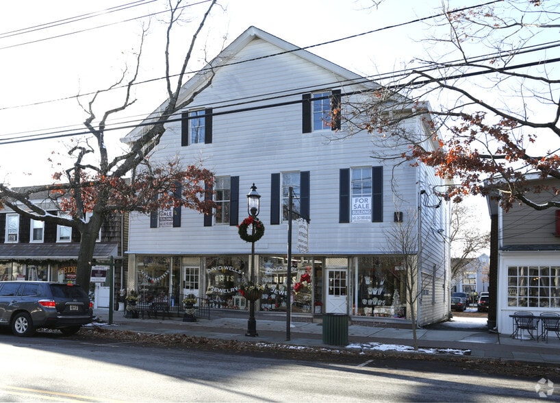 55 N Main St, Cranbury, NJ 08512