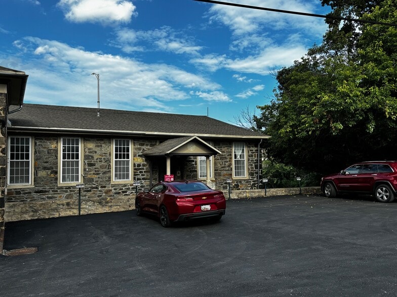 1750 Union Ave, Baltimore, MD for lease - Building Photo - Image 3 of 4