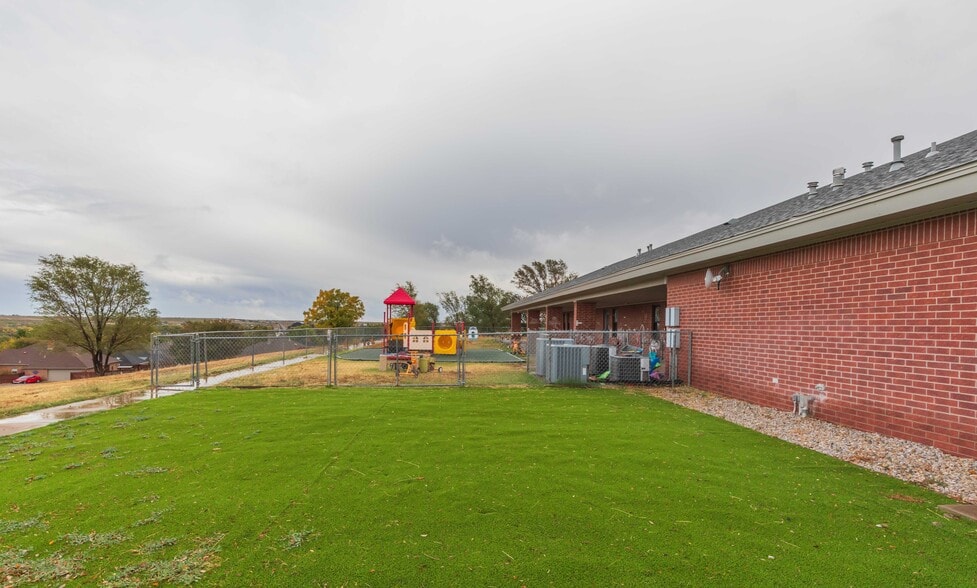 2400 N Coulter St, Amarillo, TX for sale - Building Photo - Image 3 of 32