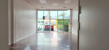 10820 Atlantic Ave, Lynwood, CA for lease Interior Photo- Image 2 of 5