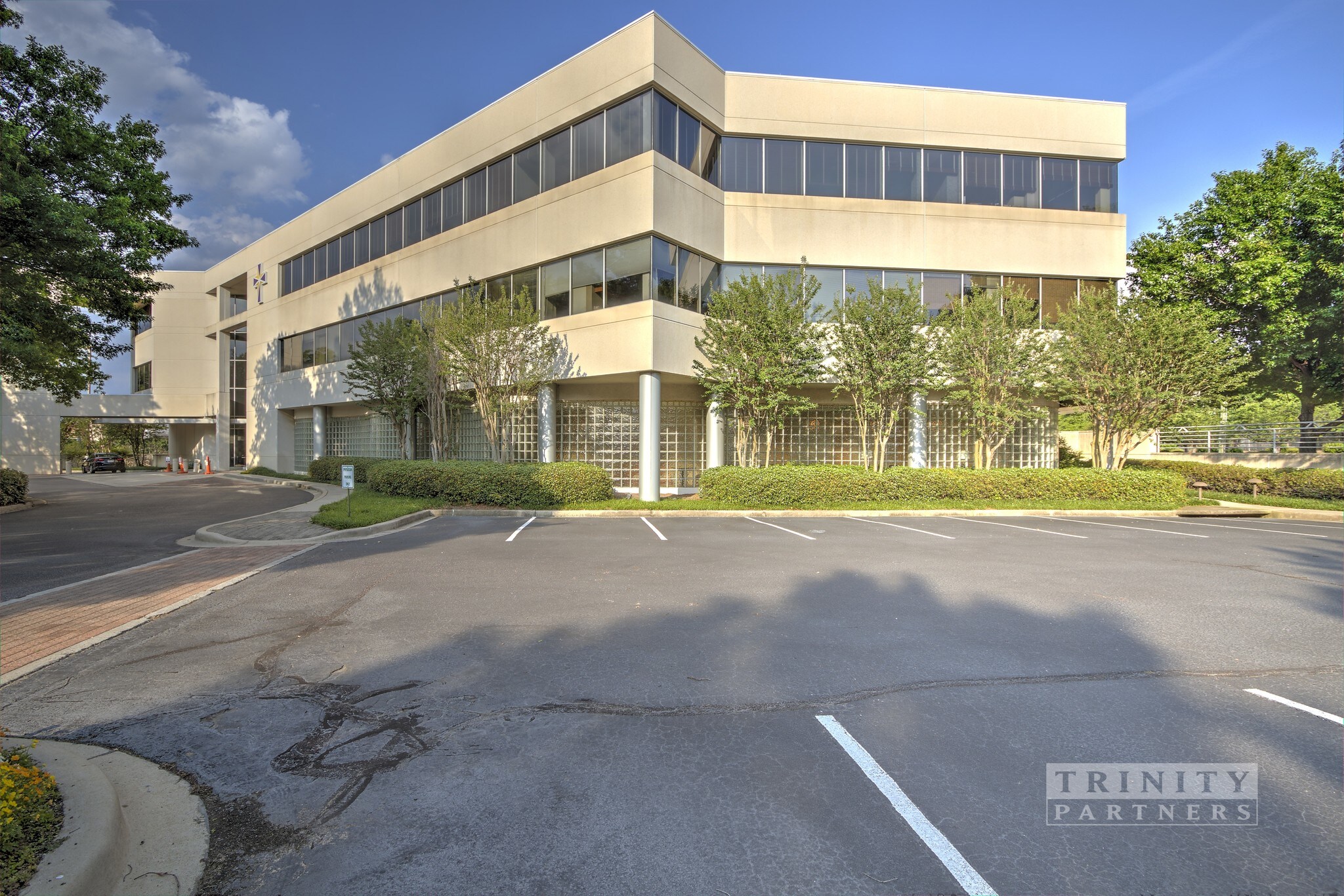 2001 Laurel St, Columbia, SC for sale Building Photo- Image 1 of 1
