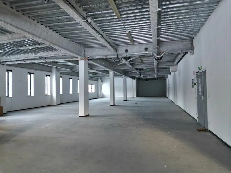 Industrial in Entzheim for lease - Interior Photo - Image 2 of 4