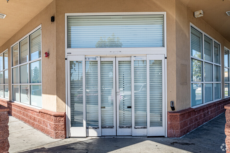 8400 Firestone Blvd, Downey, CA for lease - Building Photo - Image 3 of 16