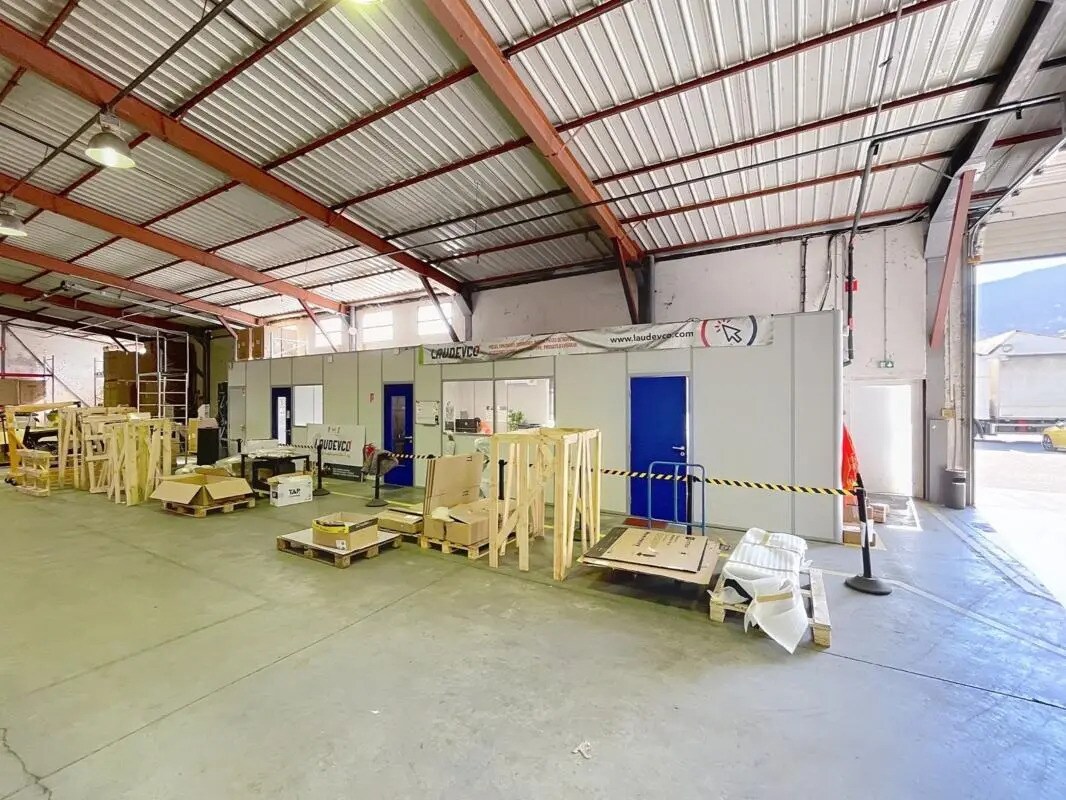 1145 Rue Des Mettanies, Pontcharra for lease Building Photo- Image 1 of 1