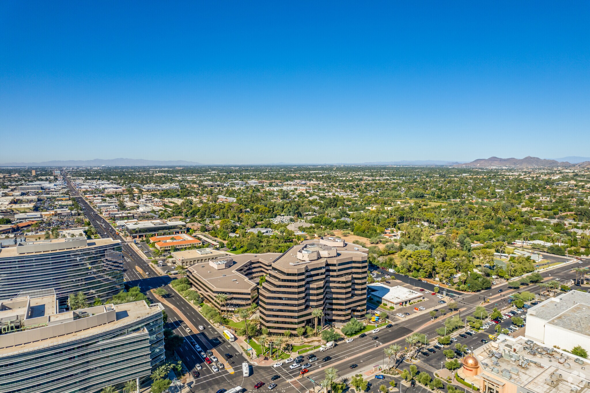 2398 E Camelback Rd, Phoenix, AZ 85016 Biltmore Center