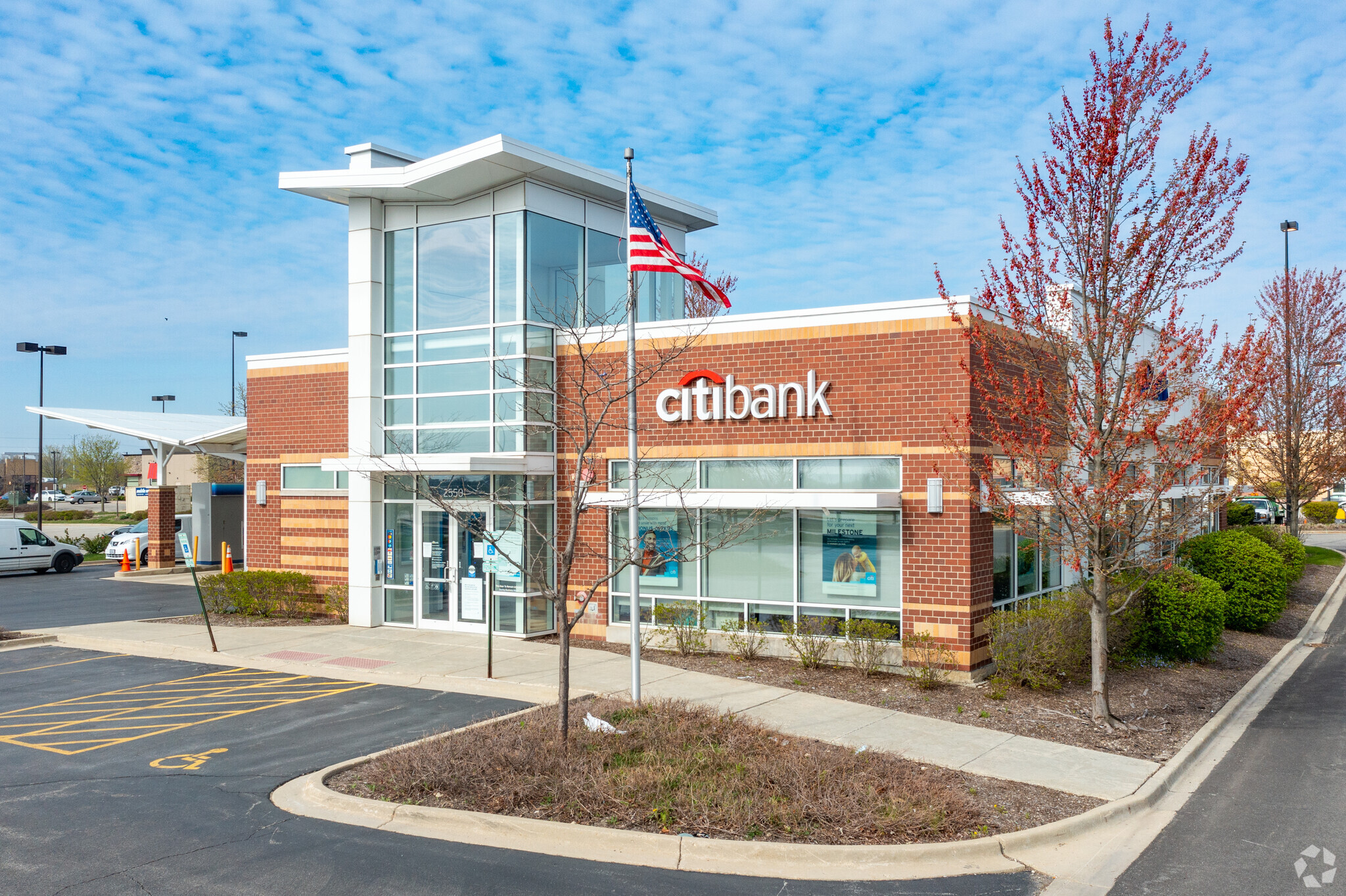 2550 N Sutton Rd, Hoffman Estates, IL for lease Primary Photo- Image 1 of 6