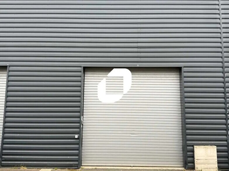 Flex in Mérignac for sale - Building Photo - Image 1 of 5