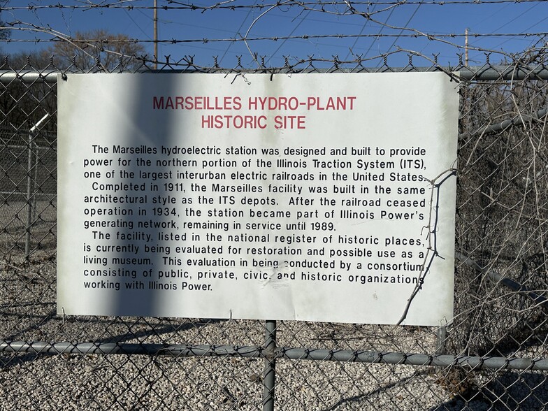 426 Commercial St, Marseilles, IL for sale - Building Photo - Image 3 of 8