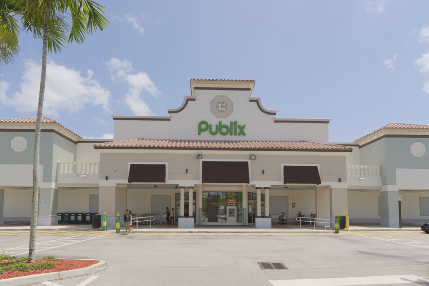 294 Indian Trace Rd, Weston, FL for lease - Building Photo - Image 1 of 4