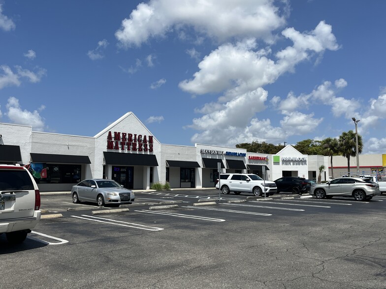 1338 Del Prado Blvd S, Cape Coral, FL for lease - Building Photo - Image 2 of 8