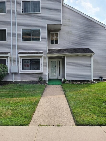 4105 US Highway 1, Monmouth Junction, NJ for sale - Building Photo - Image 1 of 1