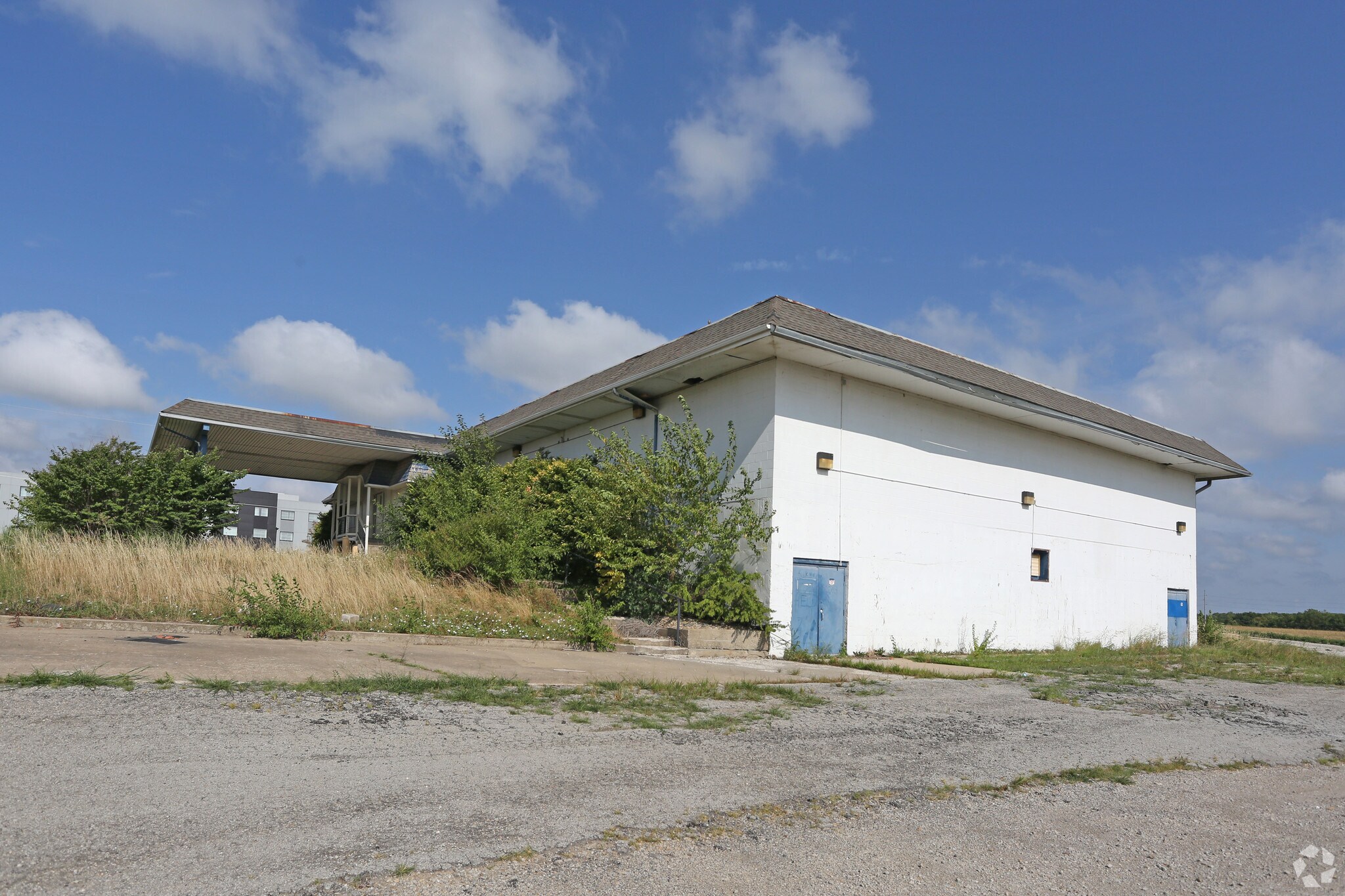 2206 E 23rd St, Lawrence, KS for sale Building Photo- Image 1 of 1