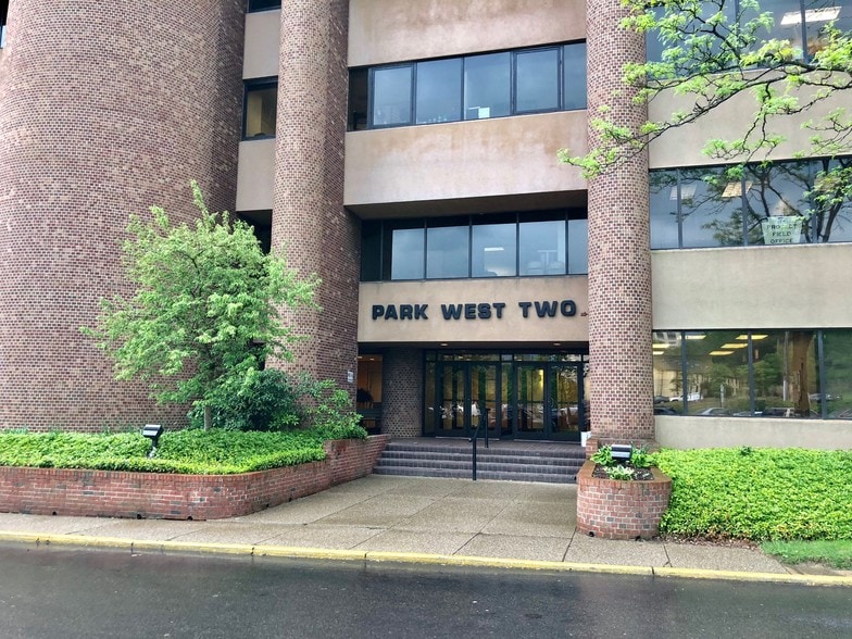 2000 Cliff Mine Rd, Pittsburgh, PA for lease - Other - Image 2 of 4