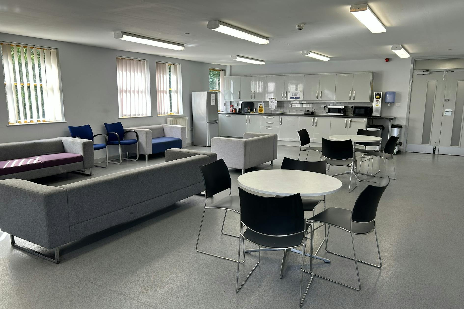 Beverley Rd, Castle Donington for lease Interior Photo- Image 1 of 1