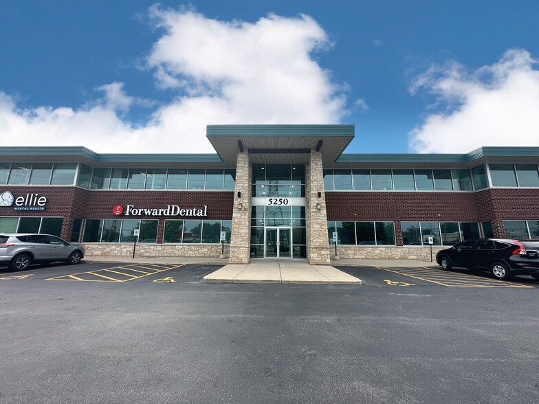 5250 S 108th St, Hales Corners, WI for lease - Building Photo - Image 2 of 16