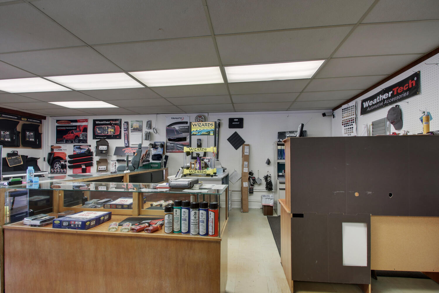 833 Jersey St, Quincy, IL 62301 Retail Warehouse Quincy, IL 62301