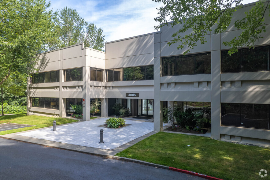 3005 112th Ave NE, Bellevue, WA for lease - Primary Photo - Image 1 of 10