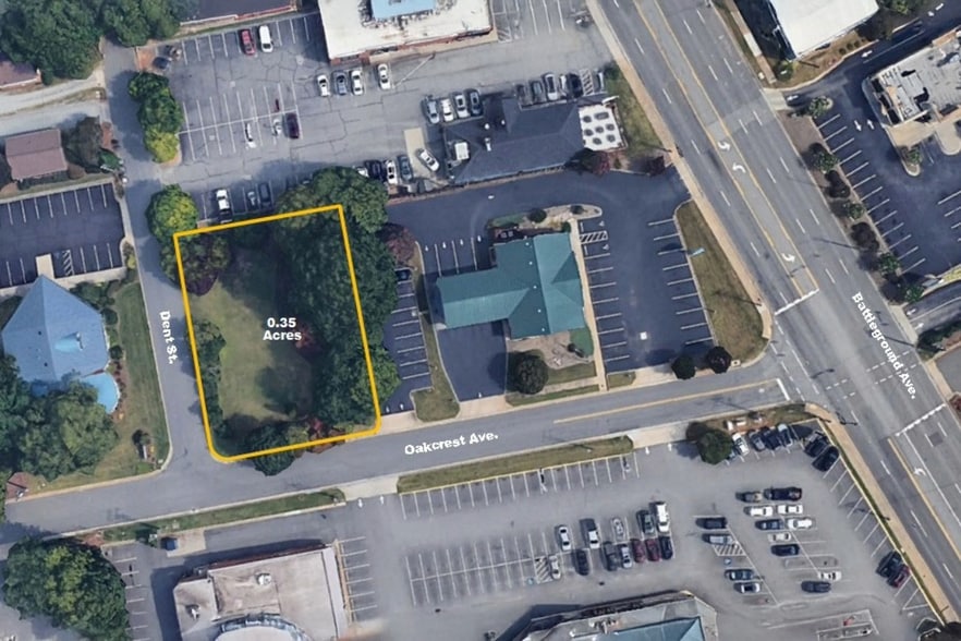 2504 & 2506 Oakcrest Ave, Greensboro, NC for sale - Building Photo - Image 1 of 2