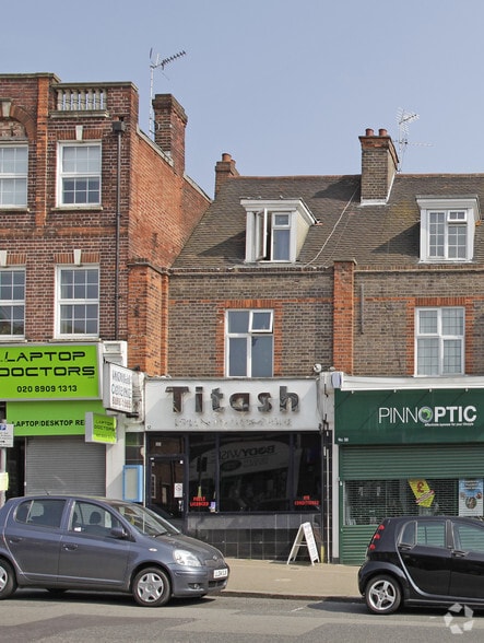 52 Bridge St, Pinner for lease - Building Photo - Image 1 of 11