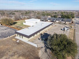 Commercial Office + Warehouse Opportunity - Warehouse