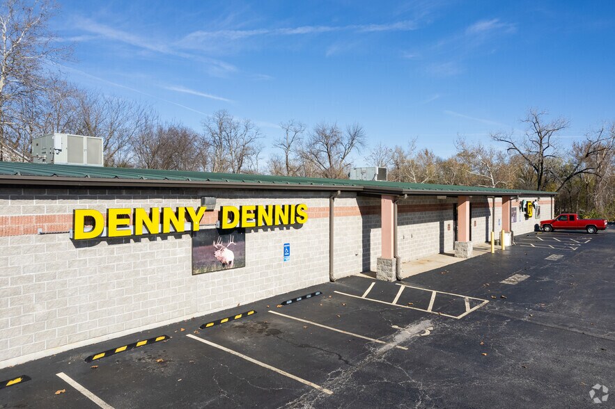 1 Gravois Rd, Fenton, MO 63026