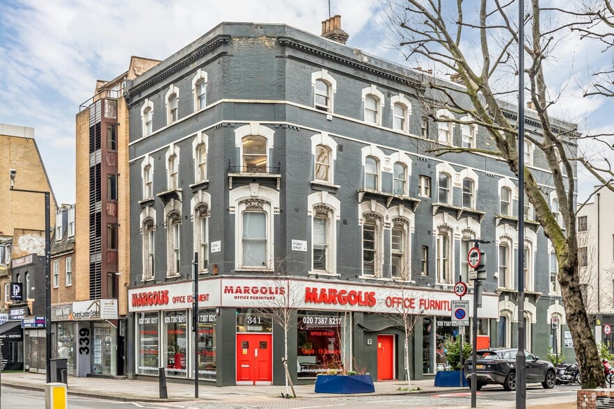 58-60 Fitzroy St, London for sale - Building Photo - Image 3 of 11