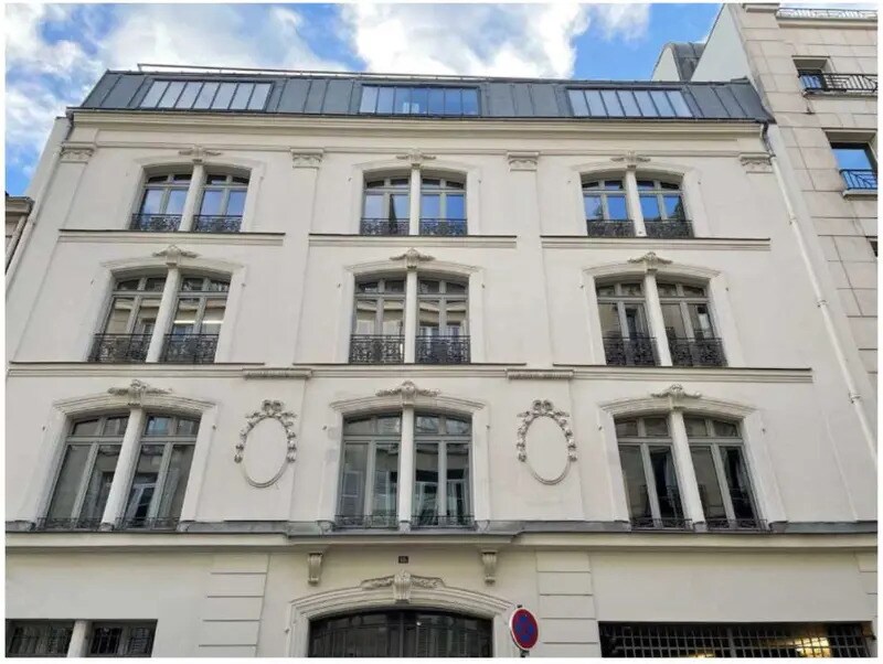 Office in Paris for lease Building Photo- Image 1 of 27