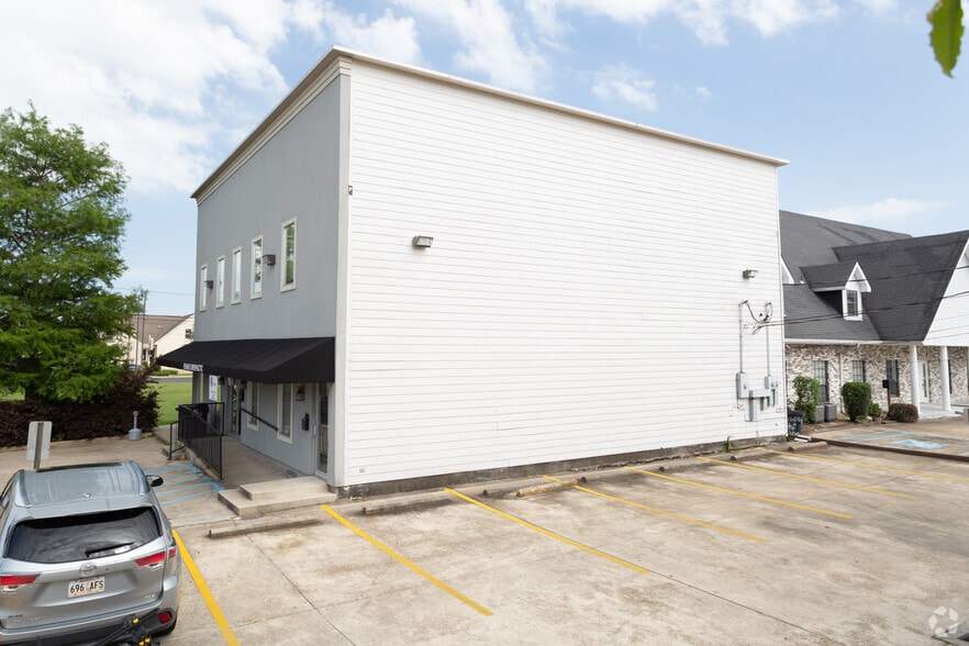 2001 42nd St, Kenner, LA for lease - Building Photo - Image 2 of 2