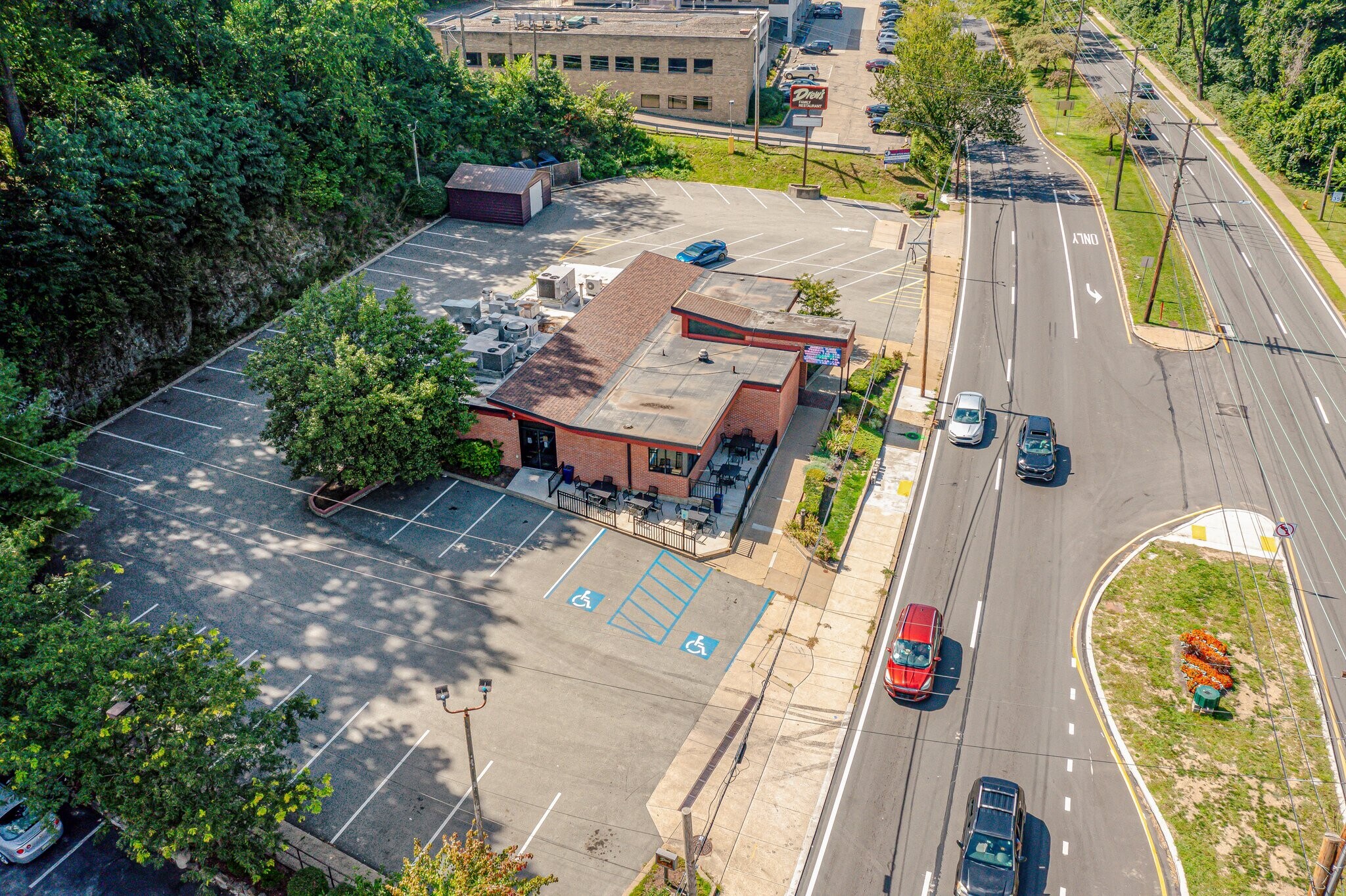 2060 Ardmore Blvd, Pittsburgh, PA for lease Building Photo- Image 1 of 8