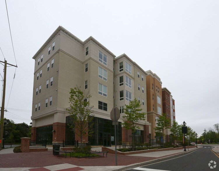 322 Rowan Blvd, Glassboro, NJ 08028