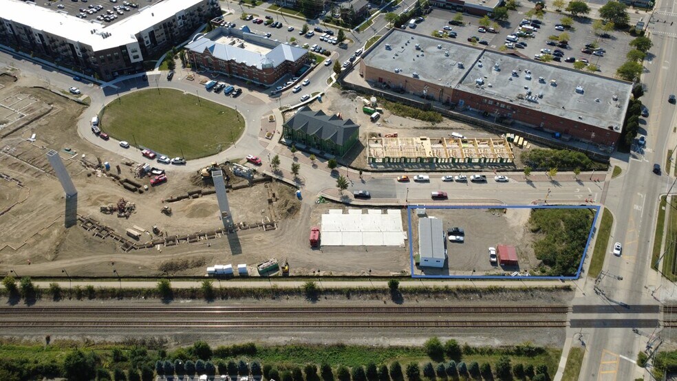 331 Plaza Cir, Mundelein, IL for sale - Aerial - Image 3 of 5