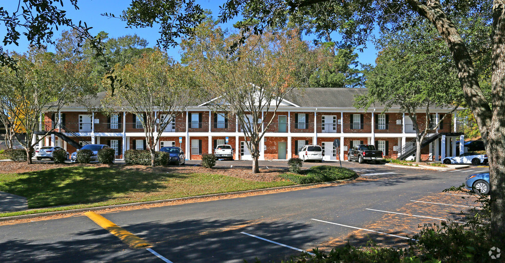 3116 Capital Cir NE, Tallahassee, FL for sale - Primary Photo - Image 1 of 1