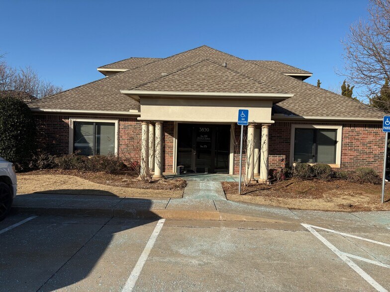 3839 S Boulevard Ave, Edmond, OK for sale - Building Photo - Image 1 of 1