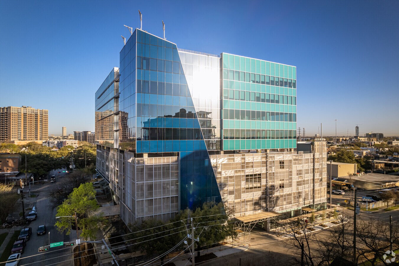 5115-fannin-st-houston-tx-77004-museo-loopnet