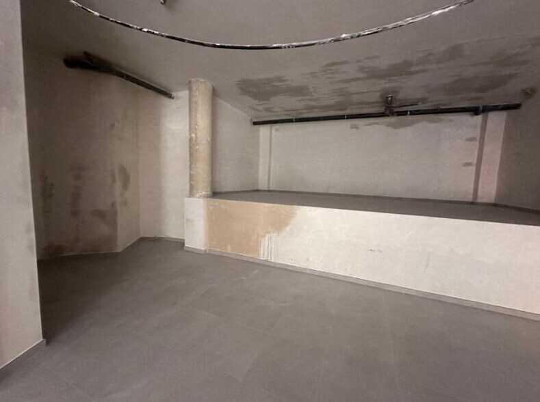 Retail in Alzira for sale - Building Photo - Image 3 of 3