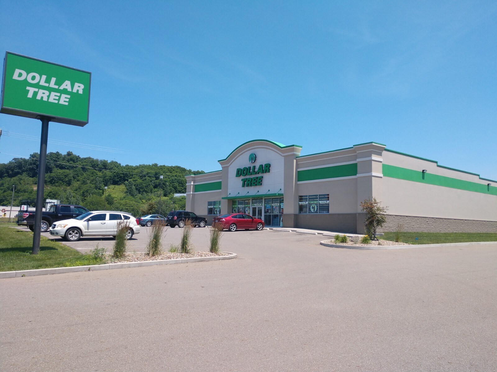 1639-1649 S Washington St