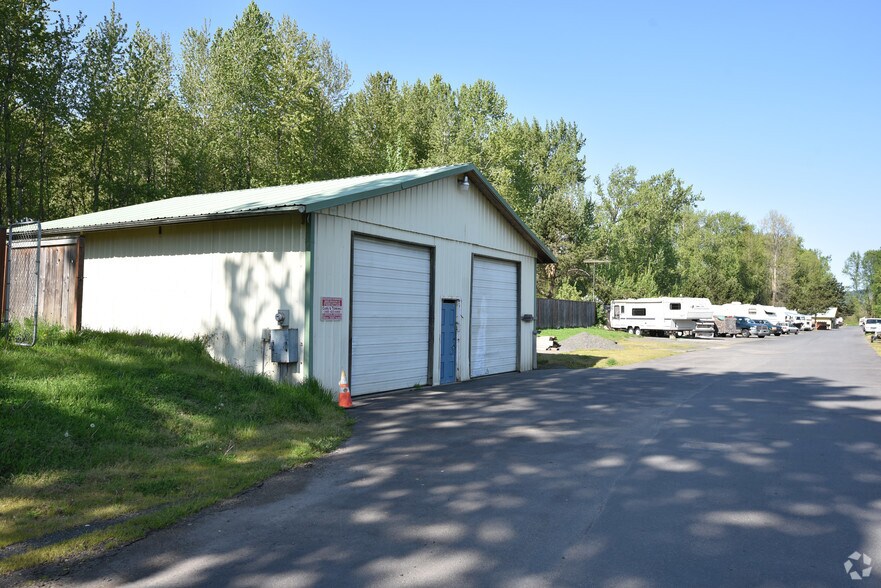 5558 Willow Grove Rd, Longview, WA 98632