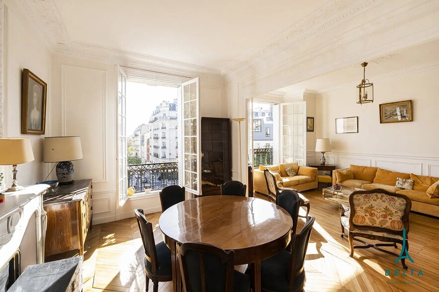 Office in Paris for sale - Building Photo - Image 2 of 15