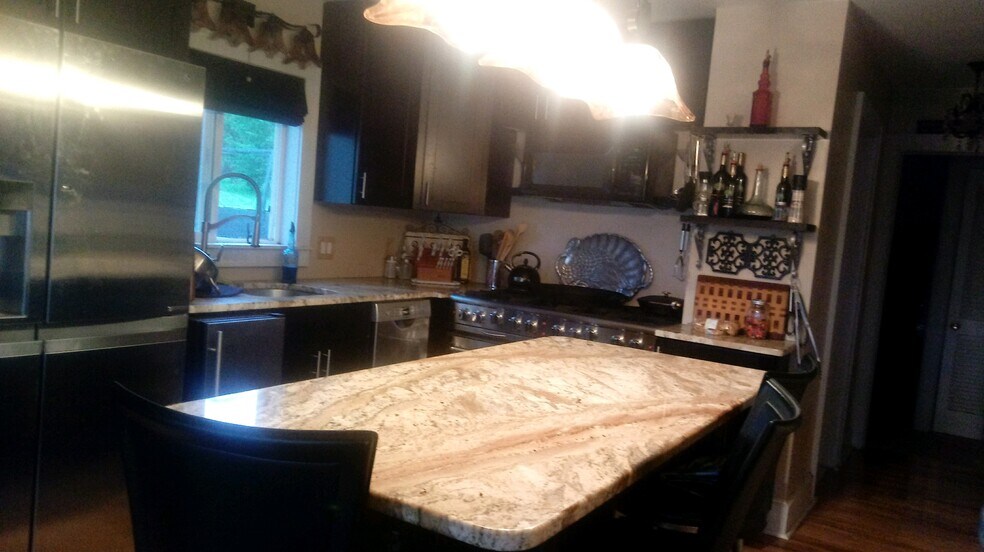 626-632 State Route 52, Walden, NY for sale - Building Photo - Image 1 of 1