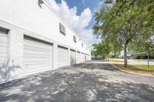 805-917 SW 17th Ave, Delray Beach FL - Warehouse