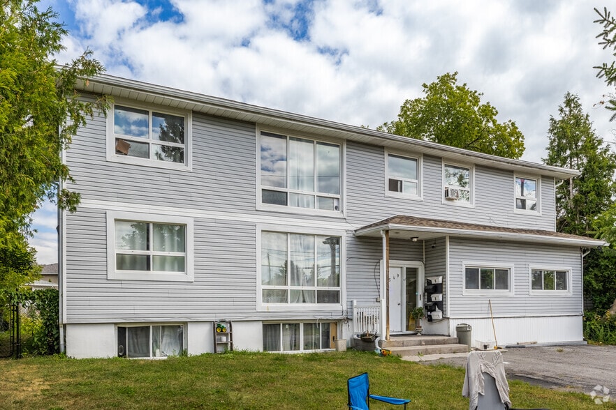 1549 Maxime St, Gloucester, ON for sale - Building Photo - Image 2 of 2