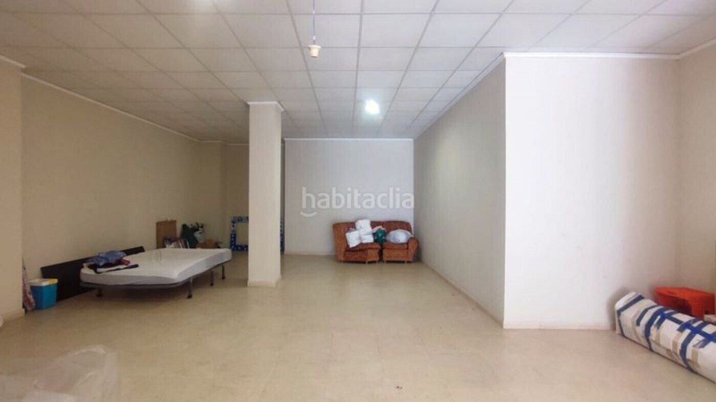 Retail in Carlet for sale Building Photo- Image 1 of 8