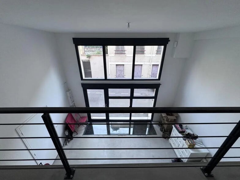 Office in Montreuil for sale - Interior Photo - Image 1 of 10