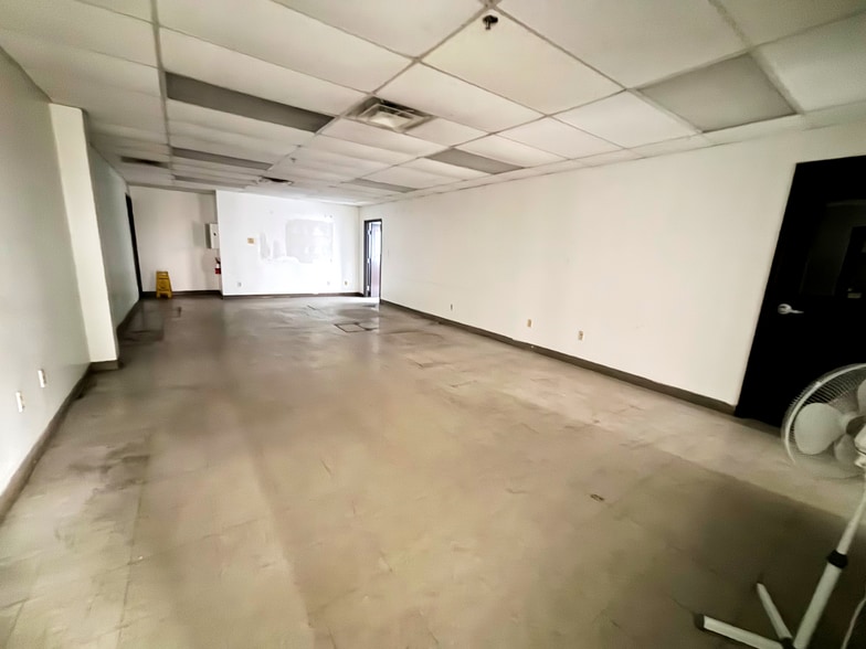 1167 S 4th Ave, Sidney, OH for lease - Interior Photo - Image 3 of 14